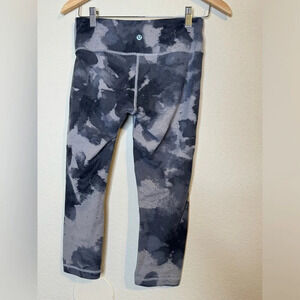 Lululemon Wunder Under Pant Grey Watercolor Cropped  Leggings